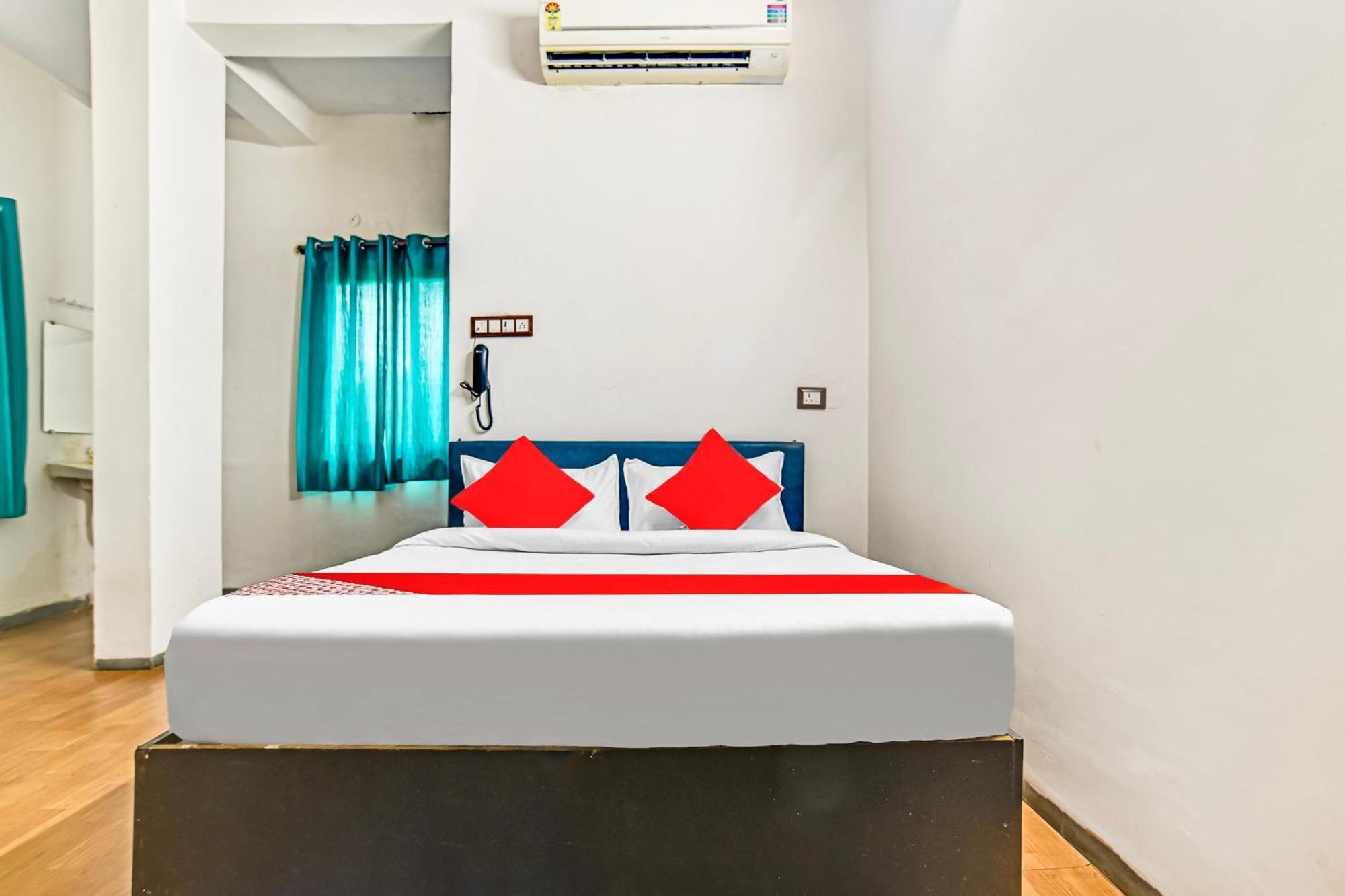 Oyo Flagship Hotel Shree United Индаур Экстерьер фото